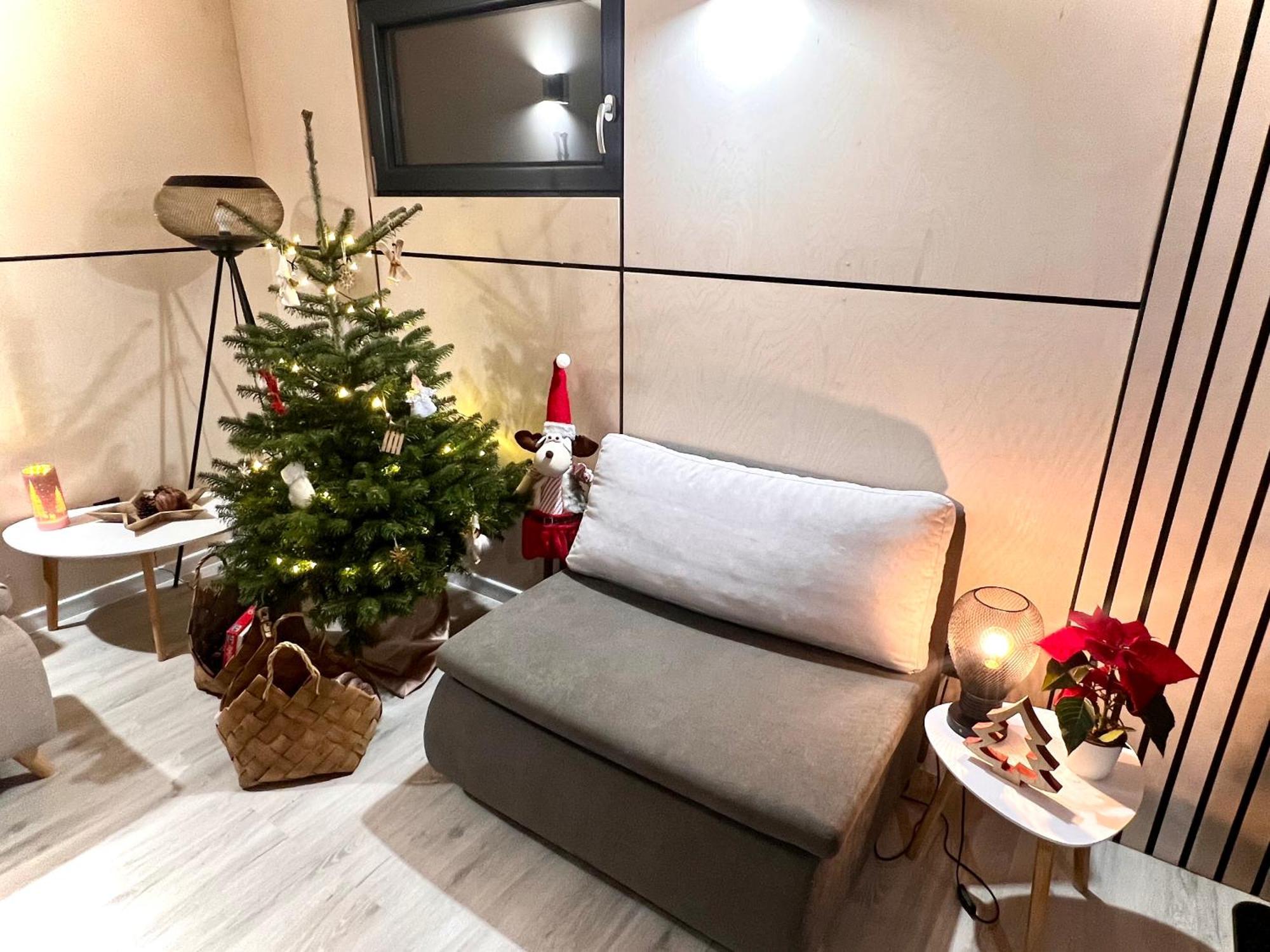 Domcek Pod Vezami S Virivkou A Grilom, Pri Termalnom Kupalisku Apartment Liptovsky Jan Ngoại thất bức ảnh